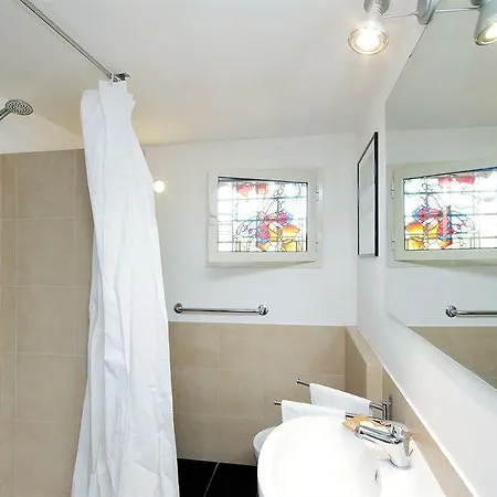 Michelangelo Charmsuite Апартаменты Рим