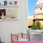 Michelangelo Charmsuite