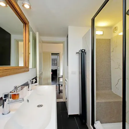 Michelangelo Charmsuite Daire Roma