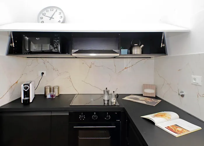 Michelangelo Charmsuite * Rome