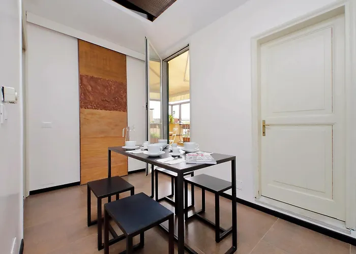 Michelangelo Charmsuite